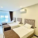 Hotel Toprak 3*