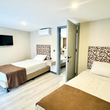 Hotel Toprak *