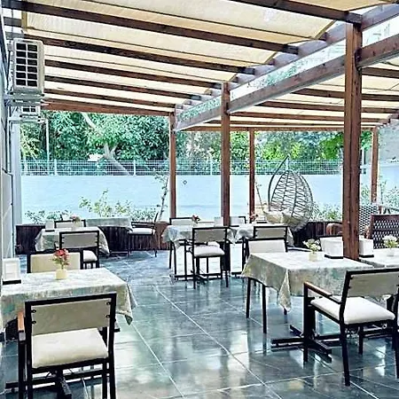 Hotel Toprak