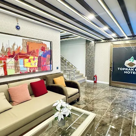 Toprak Hotel